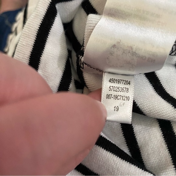 Chico’s Striped Supima Cotton V-Neck Tee Black White 1 - Picture 6 of 7